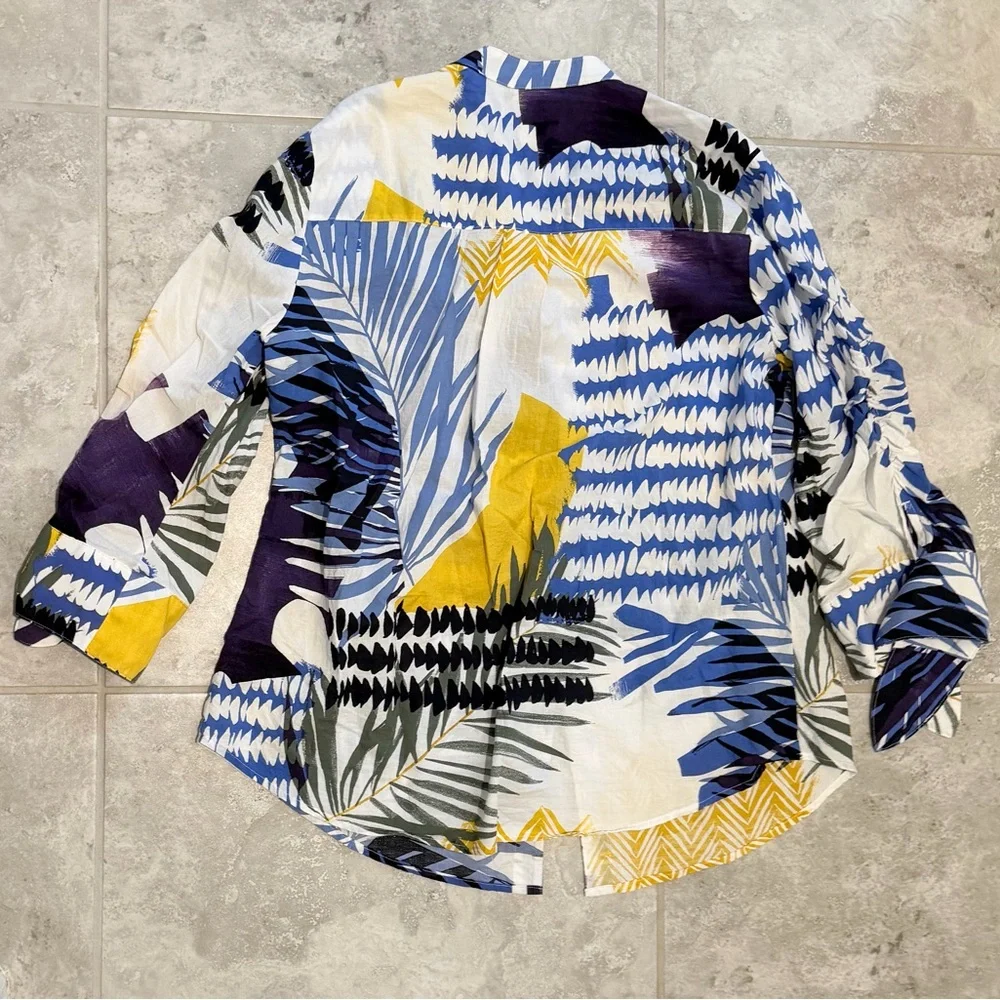 Chico’s Multicolor Tropical Print Button-Up Blouse Size 0 (US 4) - Picture 6 of 6